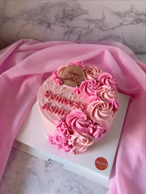 Rose celebration cake
